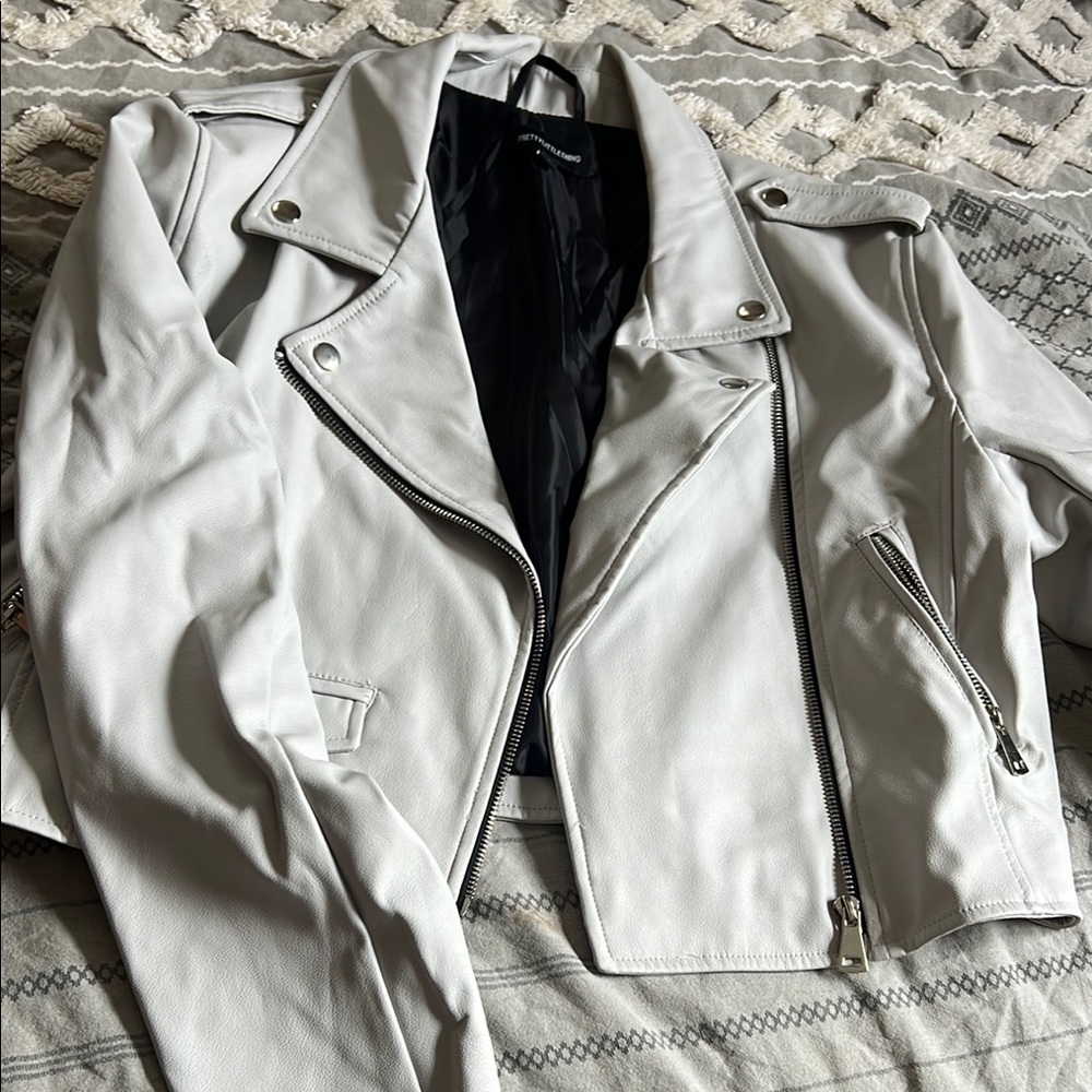 PrettyLittleThing Light Gray Jacket